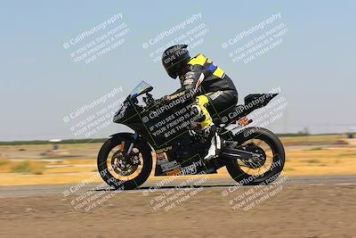 media/Aug-11-2023-CRA (Fri) [[7d2b09f7fc]]/C Group/Session 3 (Wheelie Bump)/